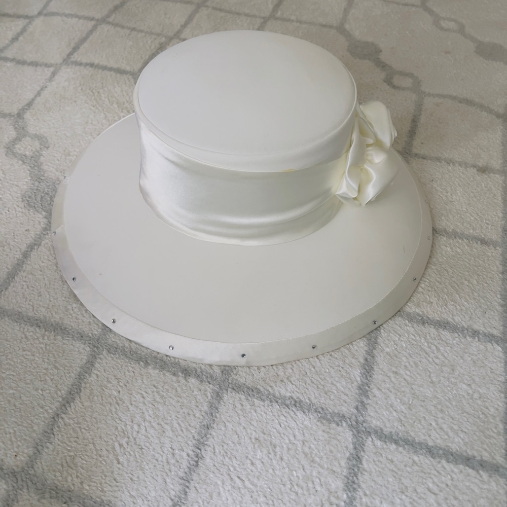 Chic White Satin Party Hat